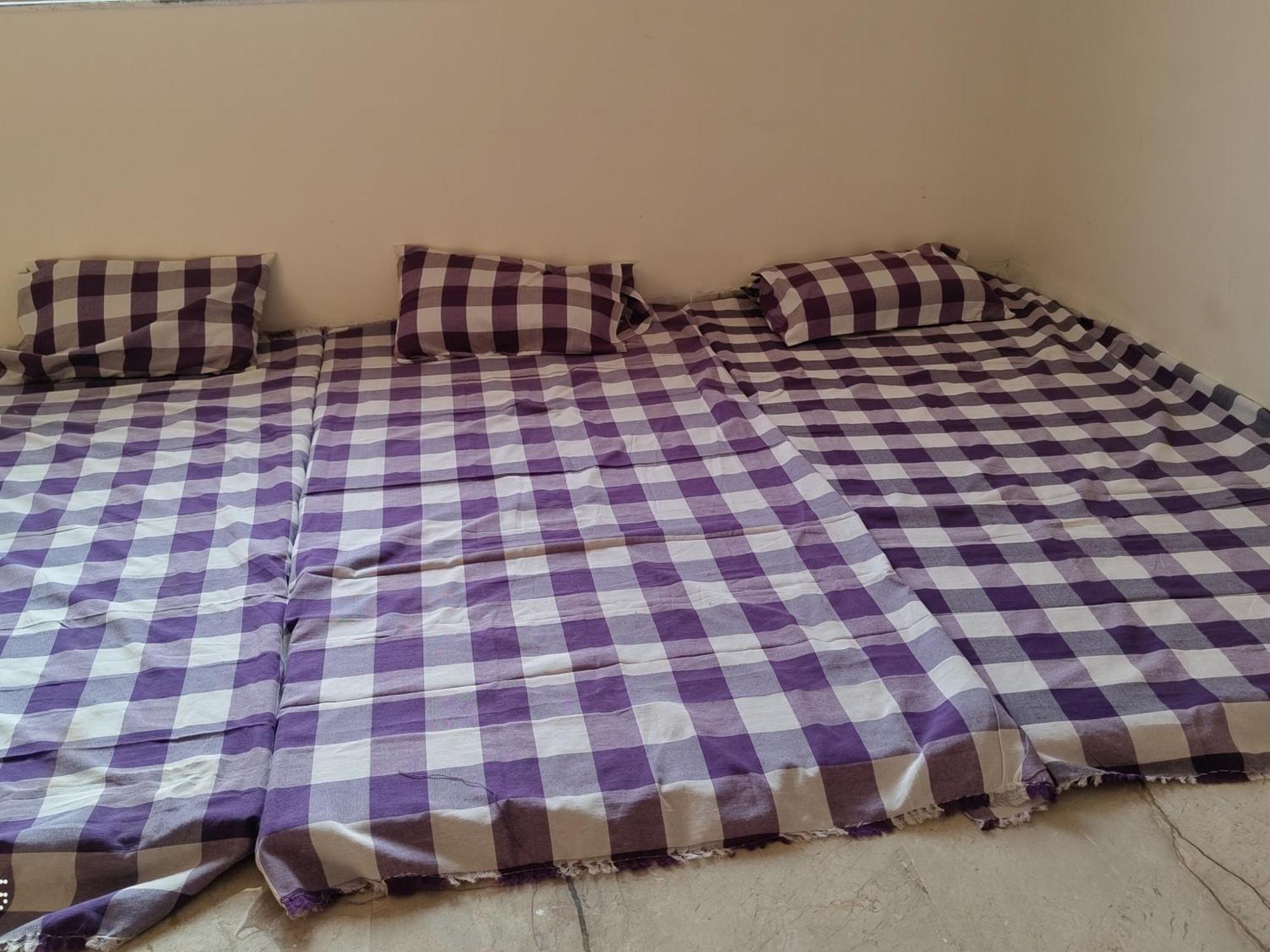 Aadishkti Bhakt Nivas Hotel Tuljapur Ruang foto